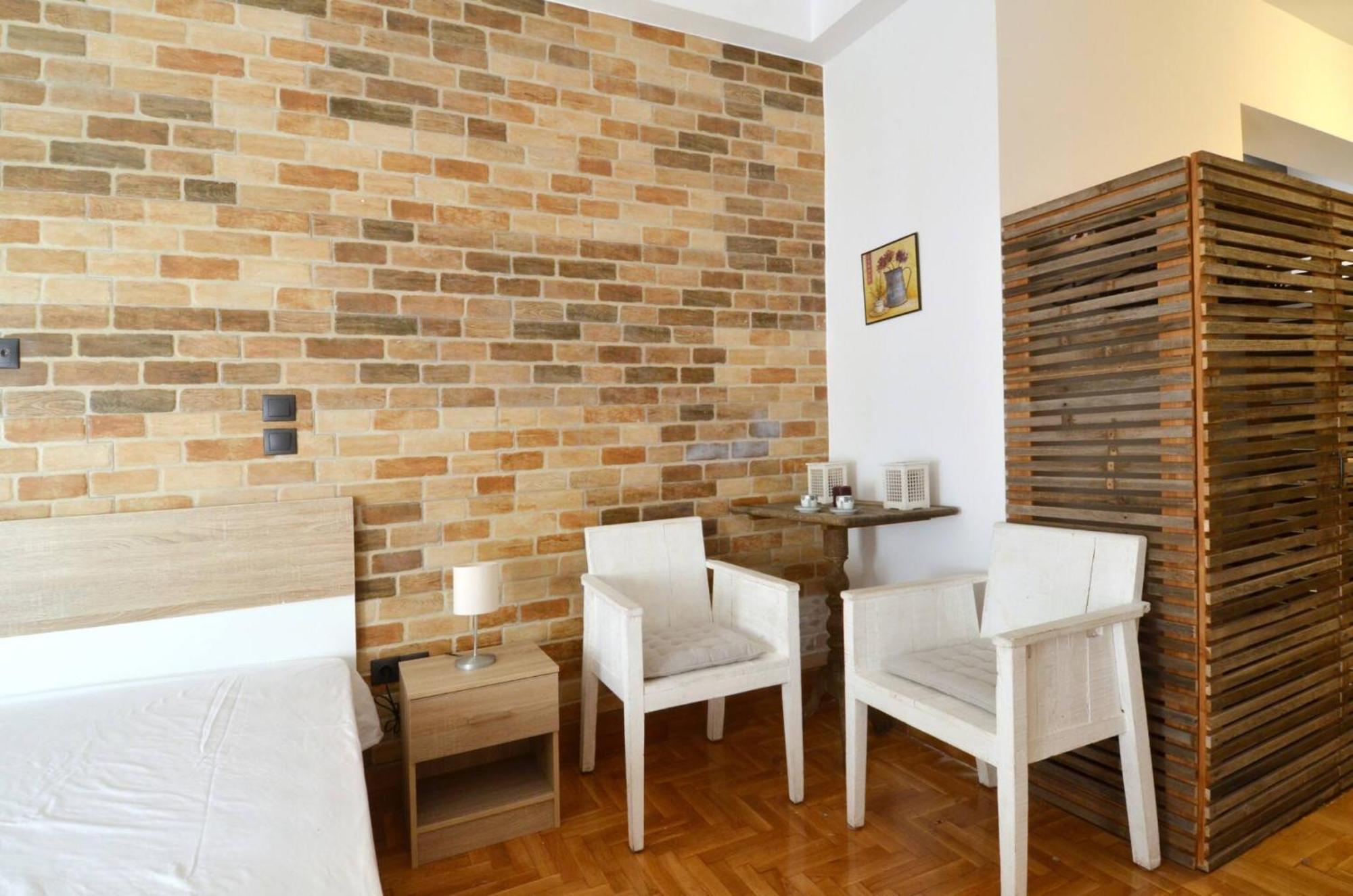 A Modern Rustic Cosy At The Foot Of Mount Lycabettus Apartment