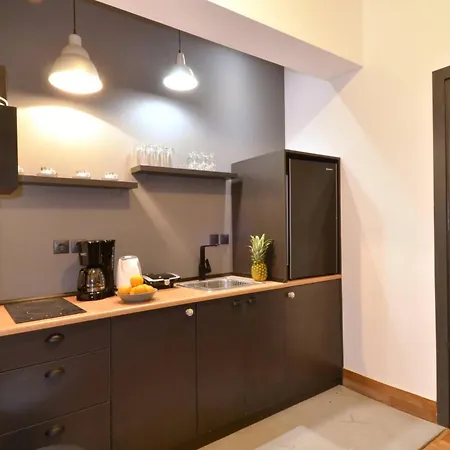 A Modern Rustic Cosy Apartment At The Foot Of Mount Lycabettus Athens Exterior photo